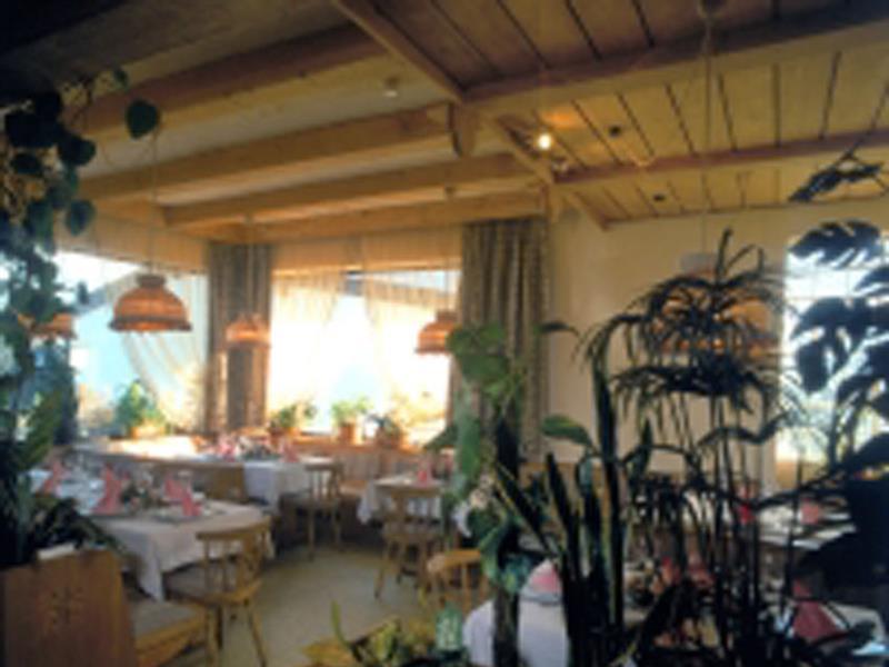 גוצנס Gasthof Goetznerhof מראה חיצוני תמונה